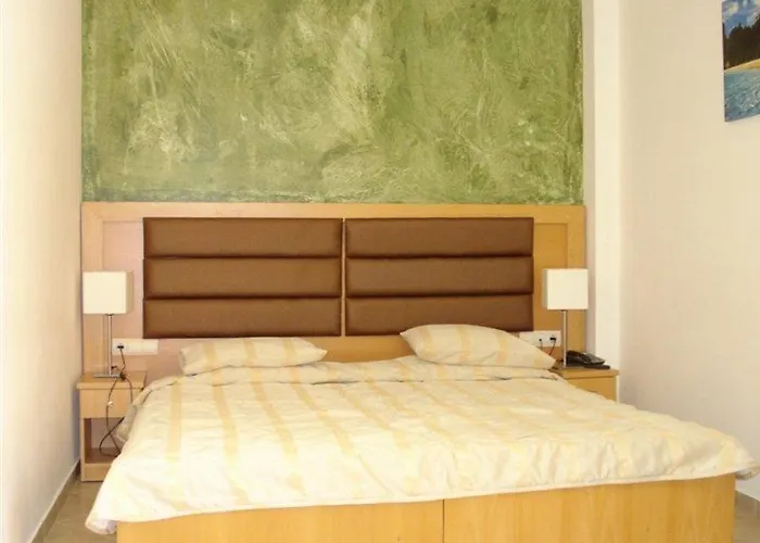 Diana Art Boutique Ξενοδοχείο 3*