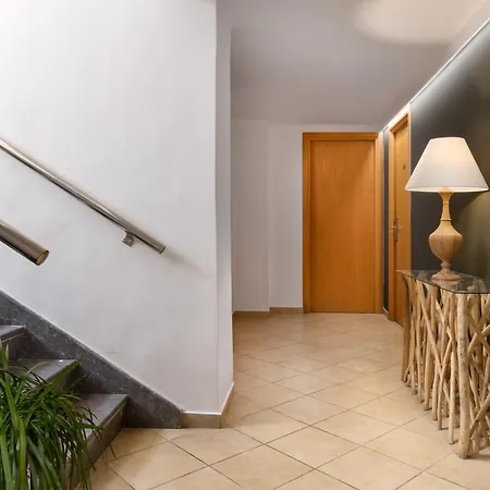 Diana Art Boutique עיר רודוס